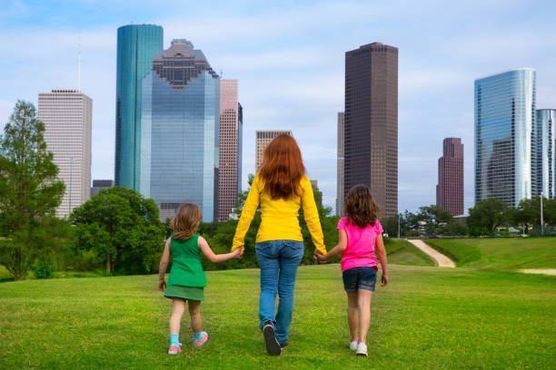 Moving With Kids in Houston